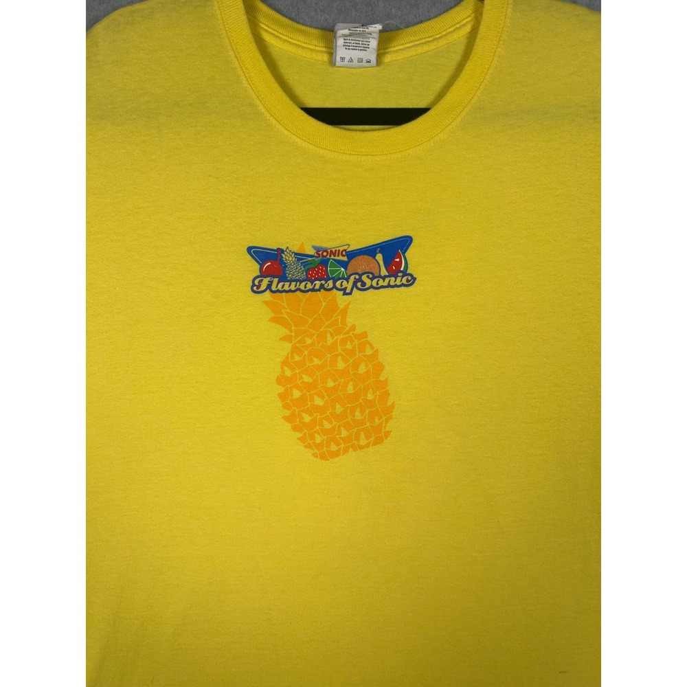 Sonic Drive-In Flavors Graphic Tee Yellow Pineapple XL Y2K Employee Beefy-T - Picture 3 of 8